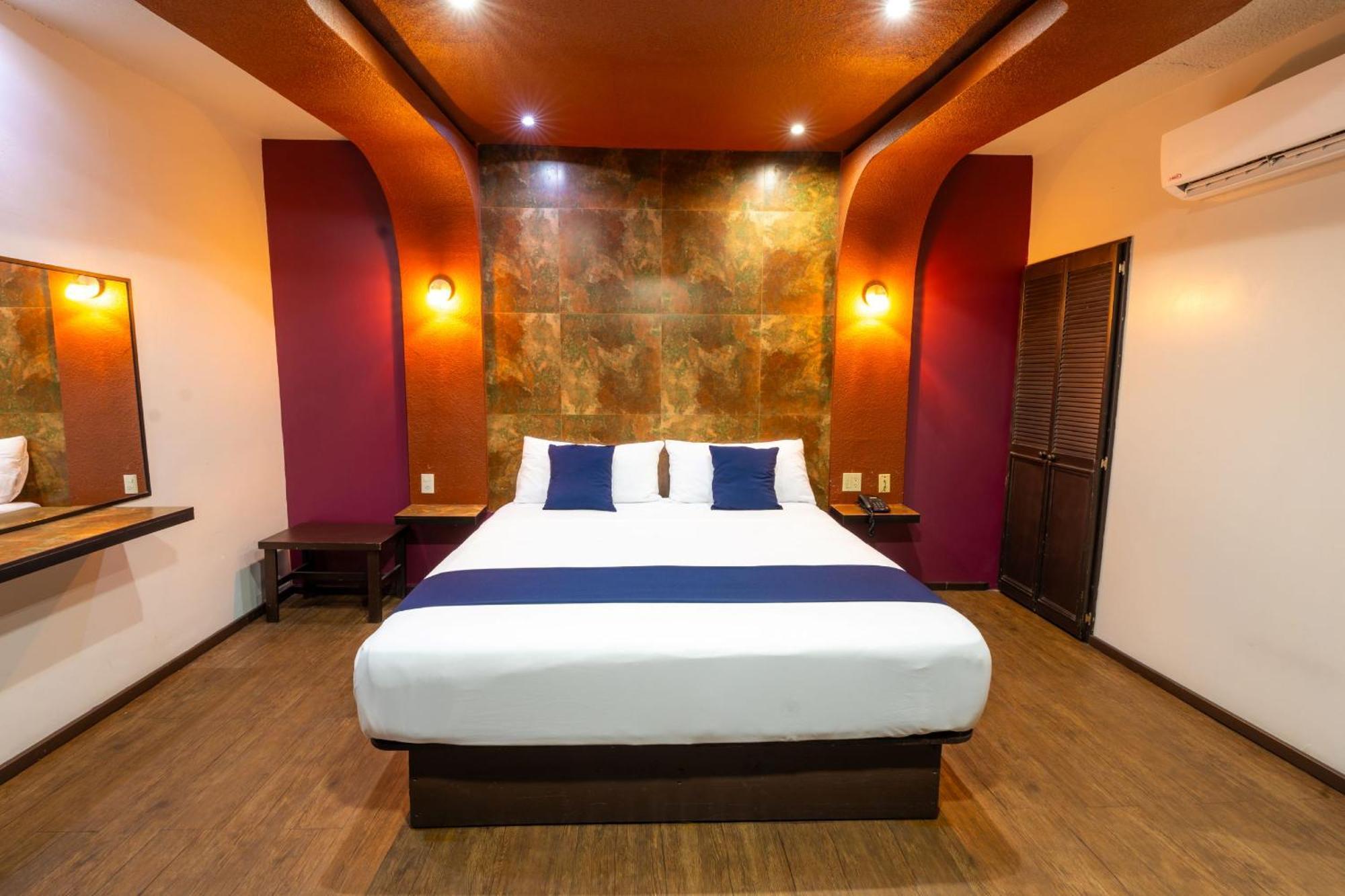 CAPITAL O Hotel Rose, Ensenada Exterior foto